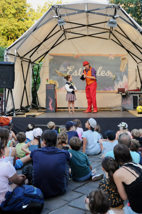 Pairi Daiza audience magic show